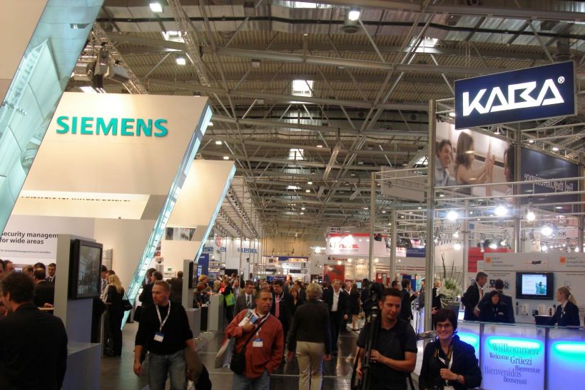 H SA Electronics επισκέπτεται την Έκθεση Security Essen το 2008 στη Γερμανία.